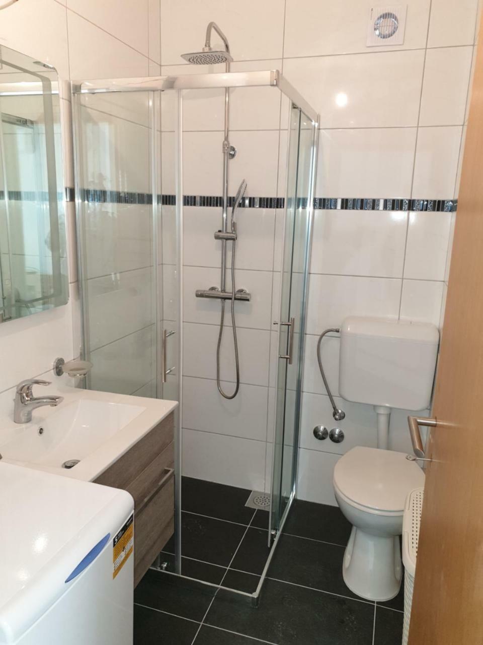 Nella Apartament *
